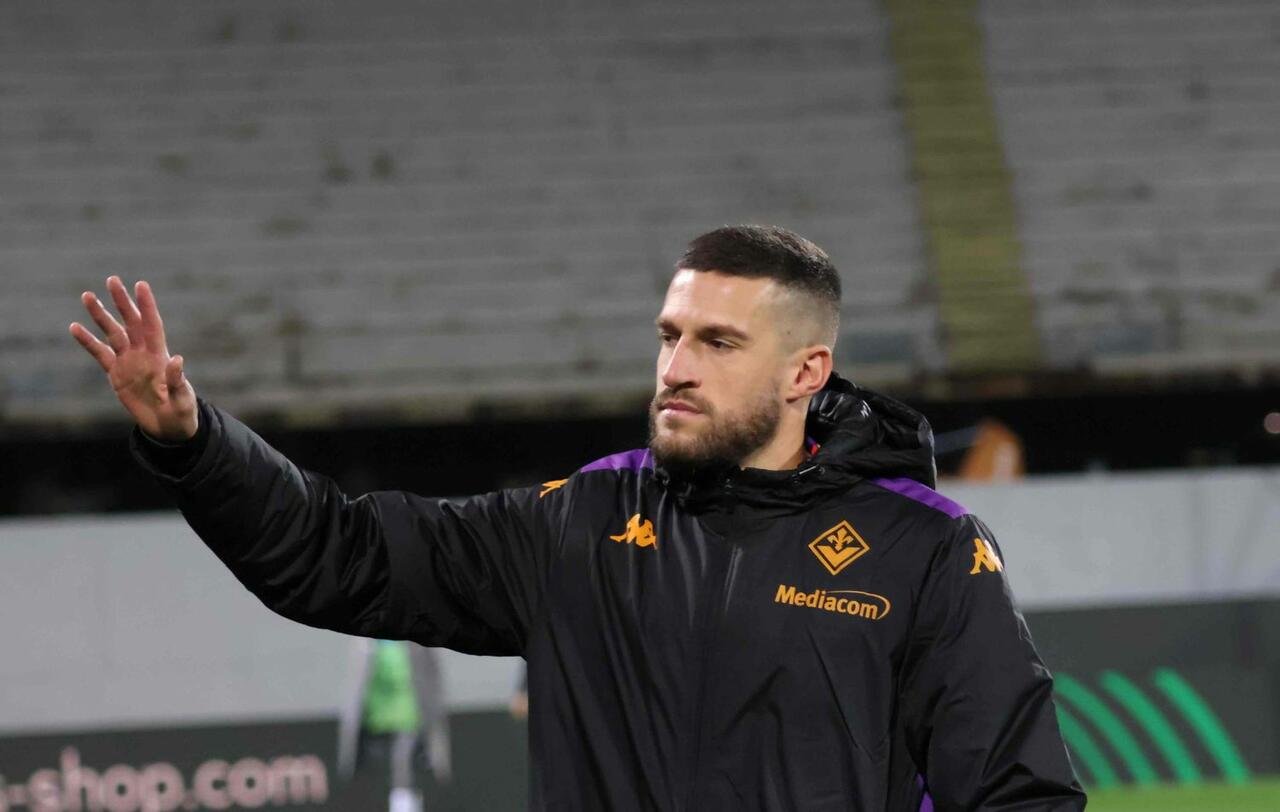 Verona wants Biraghi and exchange with Ghilardi gains momentum, but Fiorentina fullback is also interested in Corvino