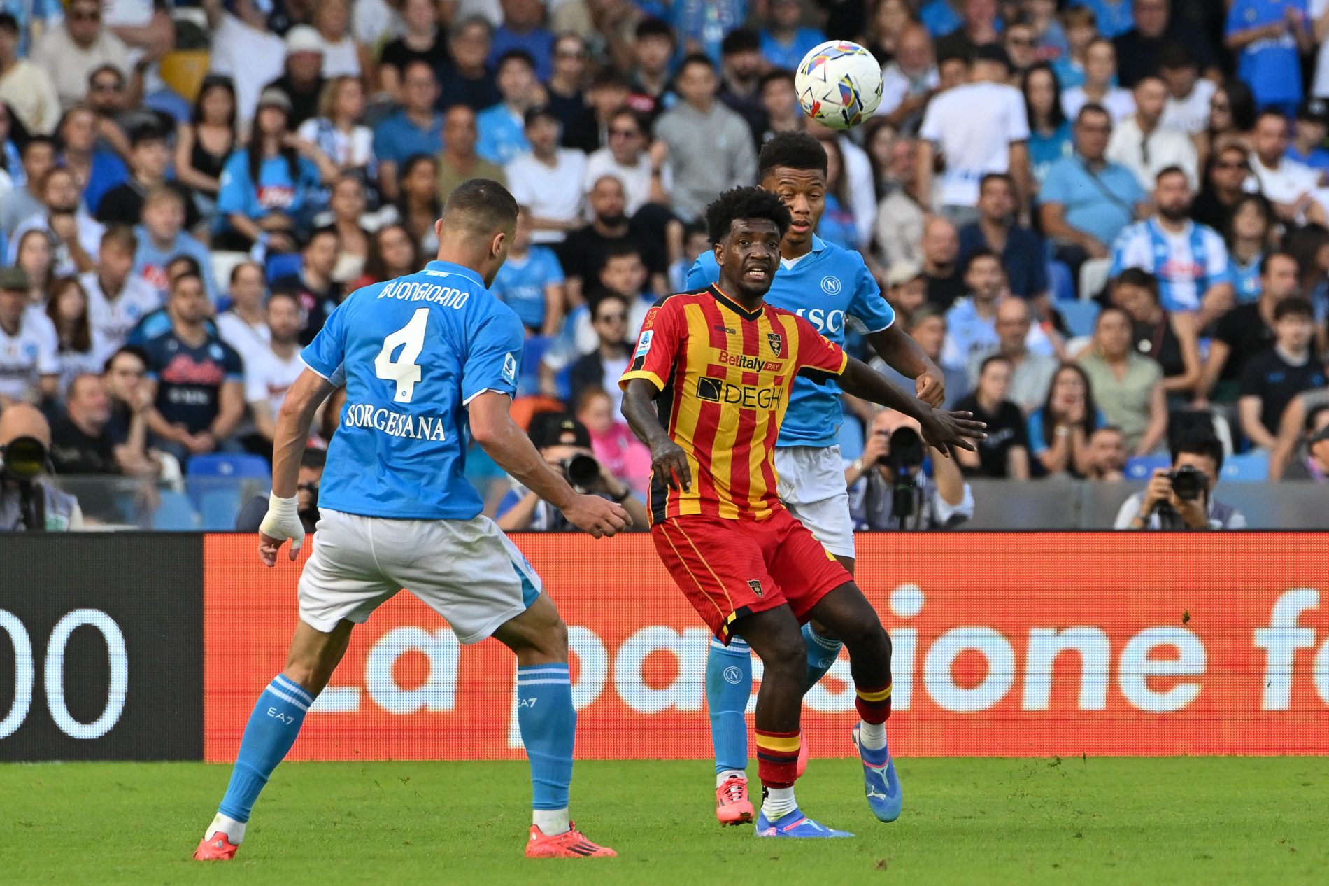 Pelmard introduces himself to Las Palmas: "Going to Lecce may have been a mistake