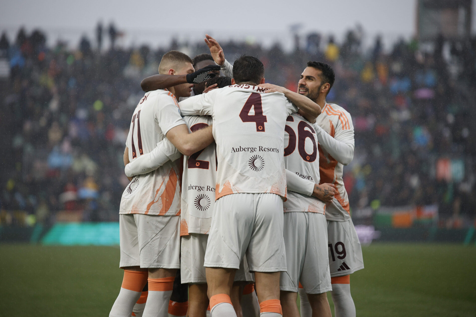 A Parma arriva una Roma imbattuta da 8 partite in Serie A