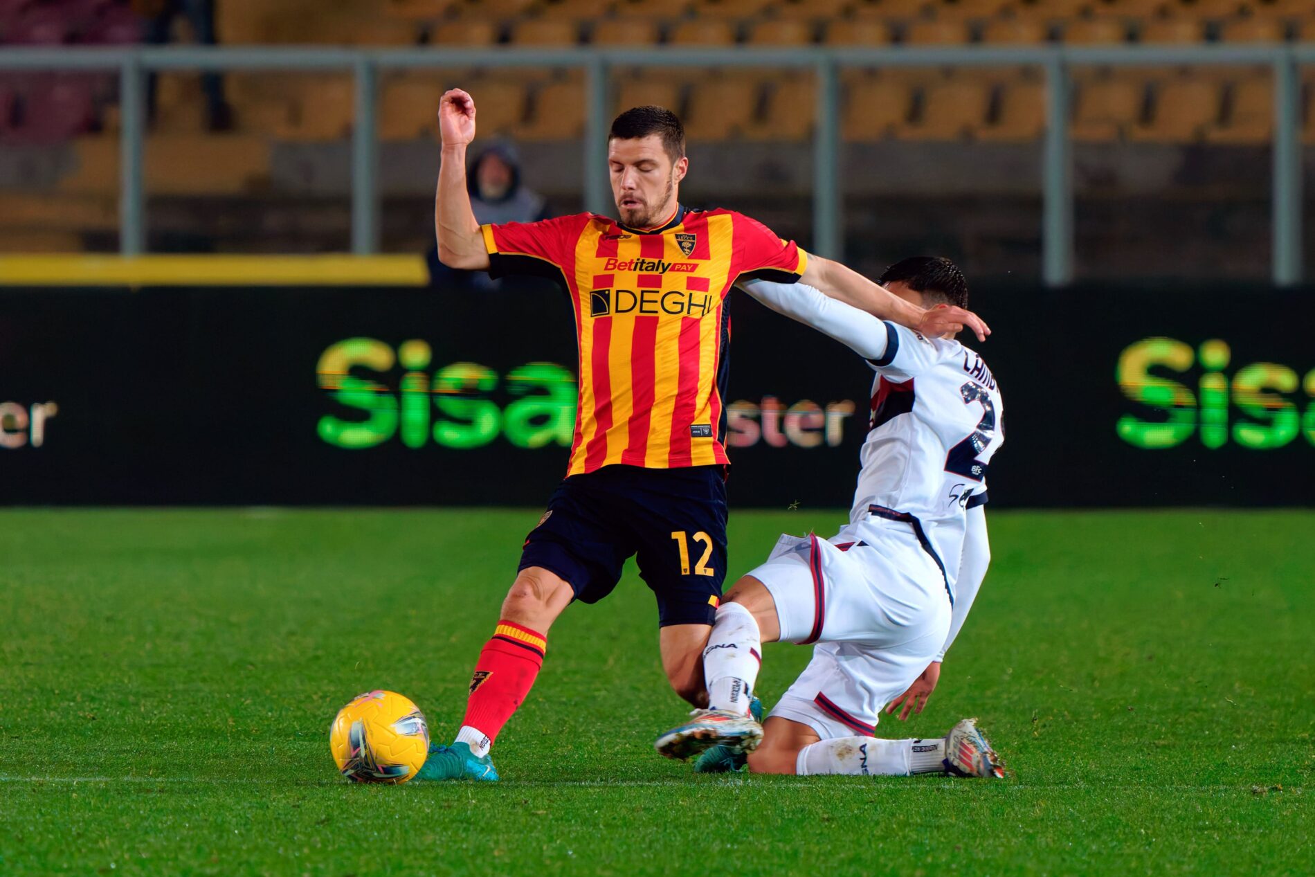 Lecce-Bologna: pagelle a confronto