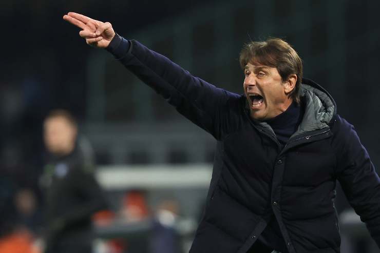 Conte risponde piccato in conferenza: “Non è un problema mio”, svelata la richiesta della società