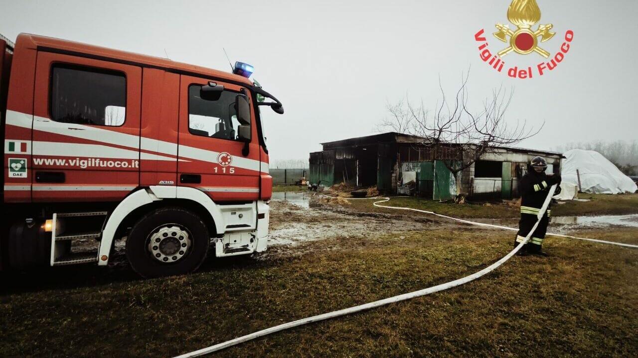 Monza, incendio distrugge chiosco in via Sant'Andrea: identificati responsabili, ecco chi sono