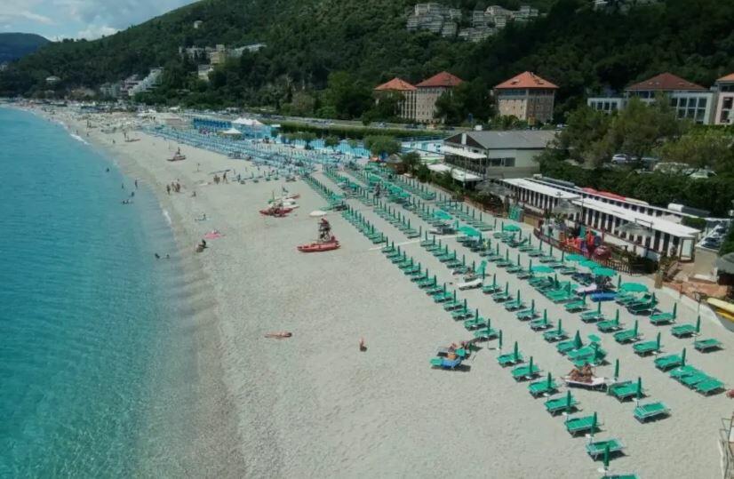 Real estate agency in Brianza sells beautiful beach house two hours from Monza and Milan