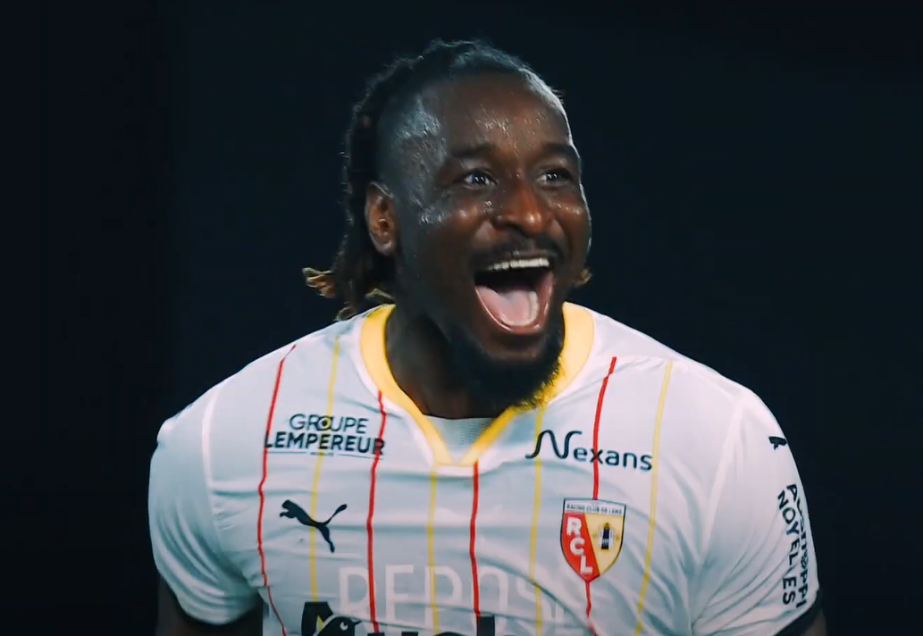 It took Nzola a minute in Montpellier to score a goal that opened the way to victory for his Lens