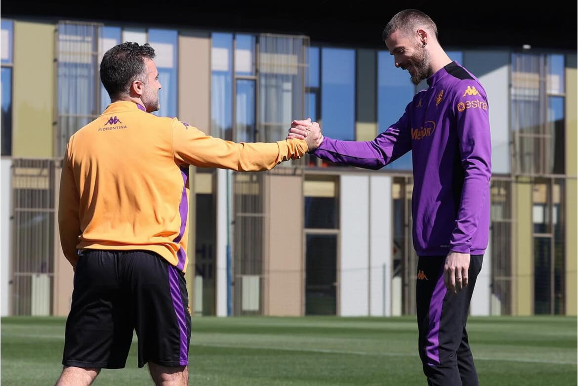 Look who's at Viola Park: Pepito Rossi trains with Fiorentina. And De Gea welcomes him: 'ReUnited' - PHOTOS