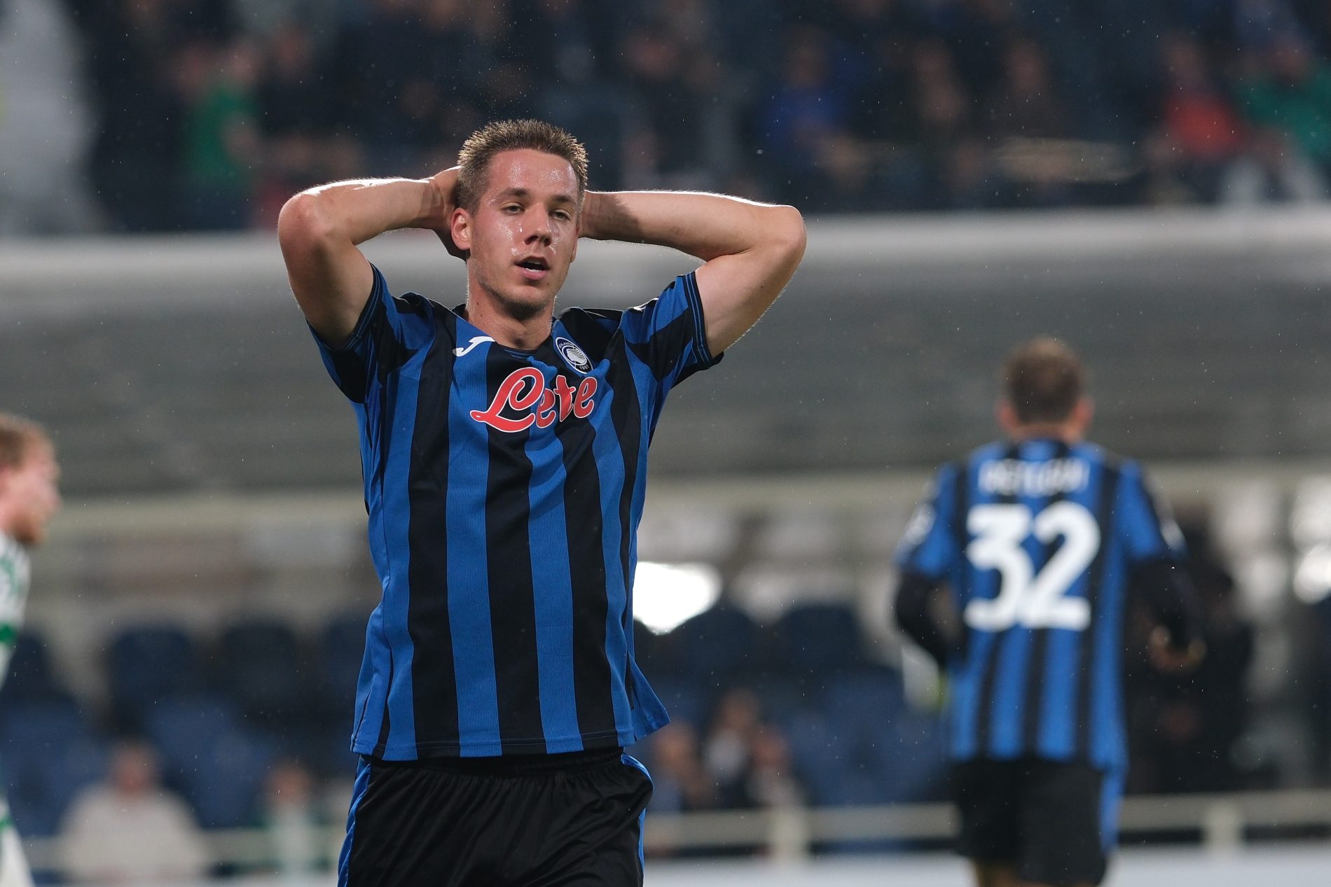 Pasalic's contract expiring, does he renew? "Open contacts"