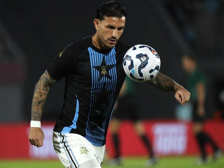 Paredes makes ace catcher: he goes to Boca with 3 Roma players!