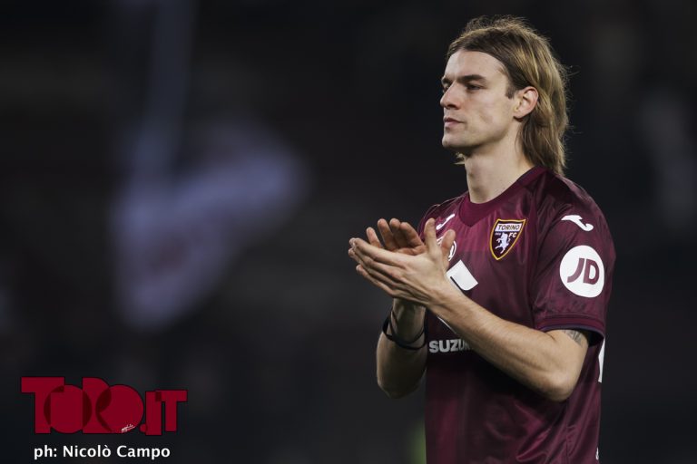  Borna Sosa: a flop season