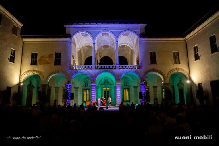 Nomads land in Brianza: music, memories and big party