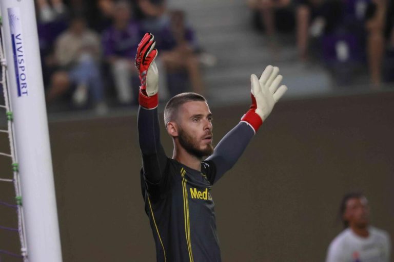 Bruno Fernandes jokes on social with De Gea "Can't wait to see you on the pitch at Old Trafford, although I hope to score you some goals"