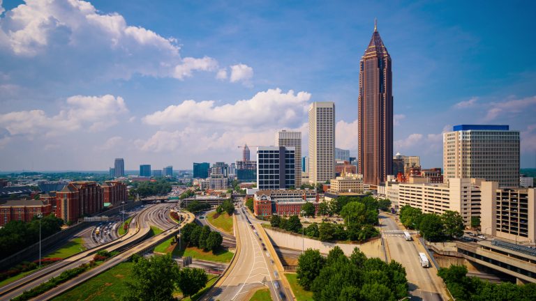 atlanta-georgia-usa-downtown-cityscape-time-lapse-SBI-350486535