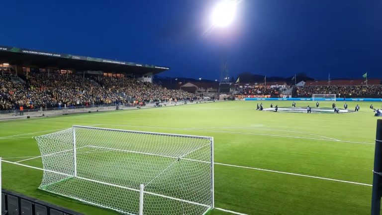 bodoGlimt_campo_stadio
