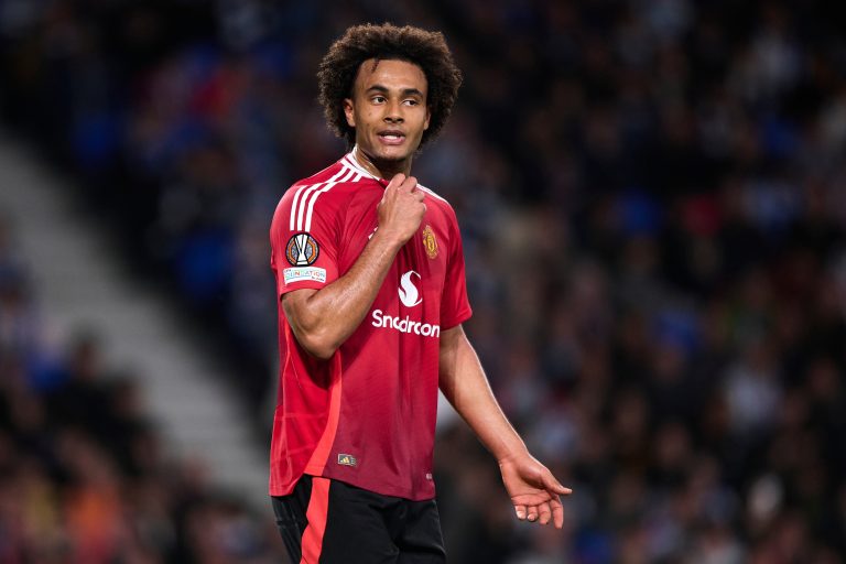 Joshua,Zirkzee,Of,Manchester,United,Warms,Up,Prior,To,The